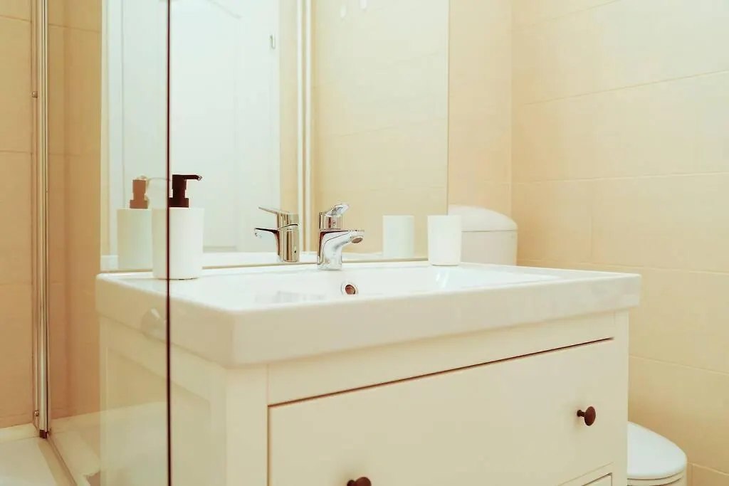Elegant Vibes Apartment Next To Obor Market Bucharest